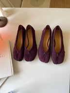 BURGUNDY TABI