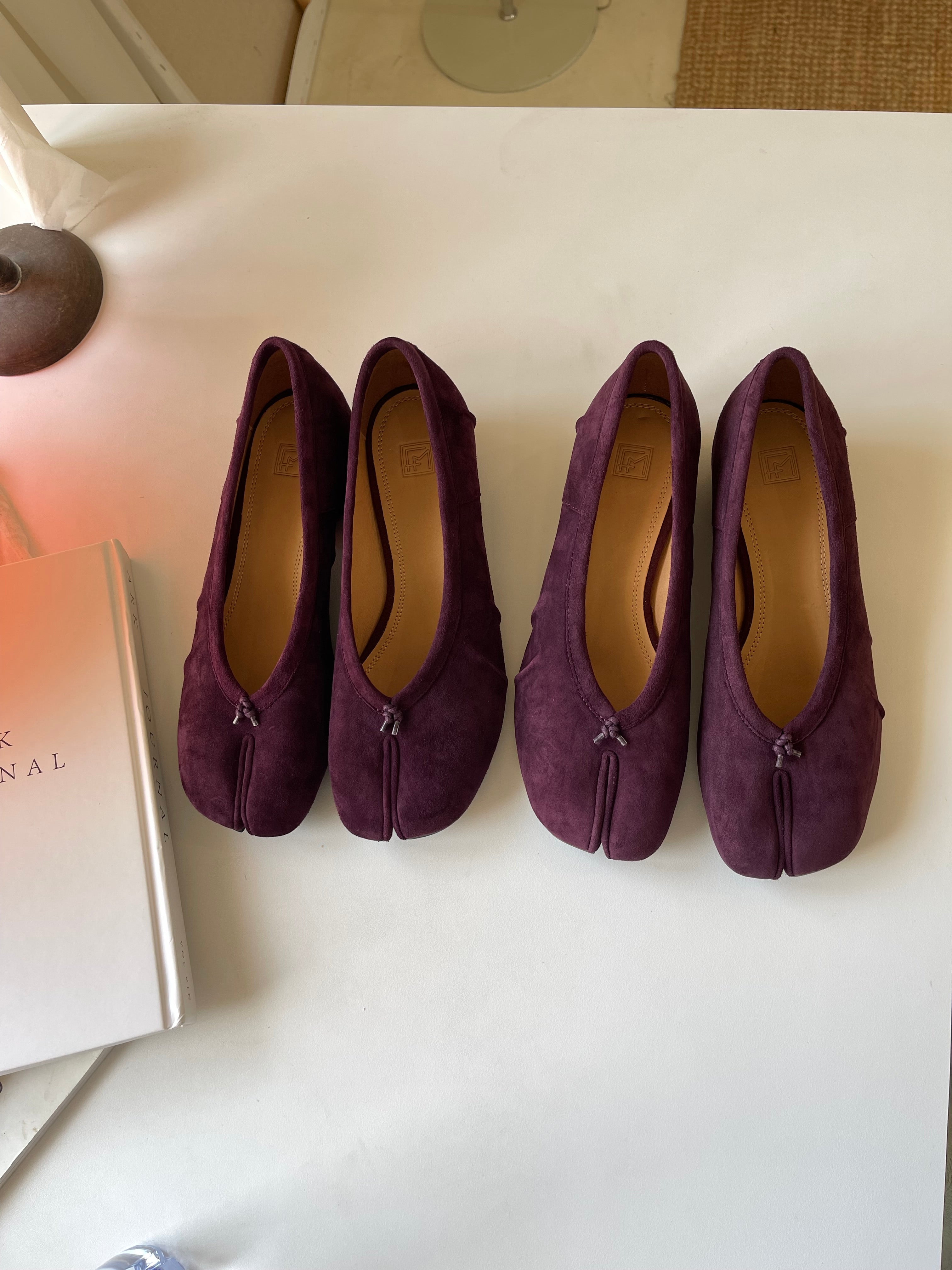 BURGUNDY TABI